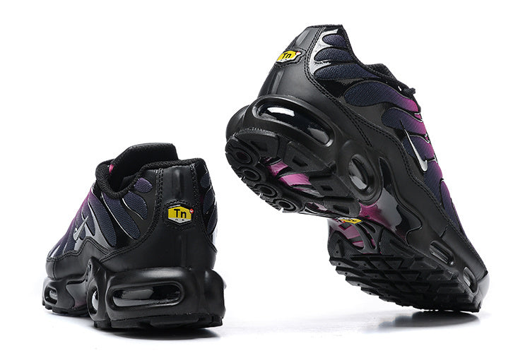 Nike TN's "River"